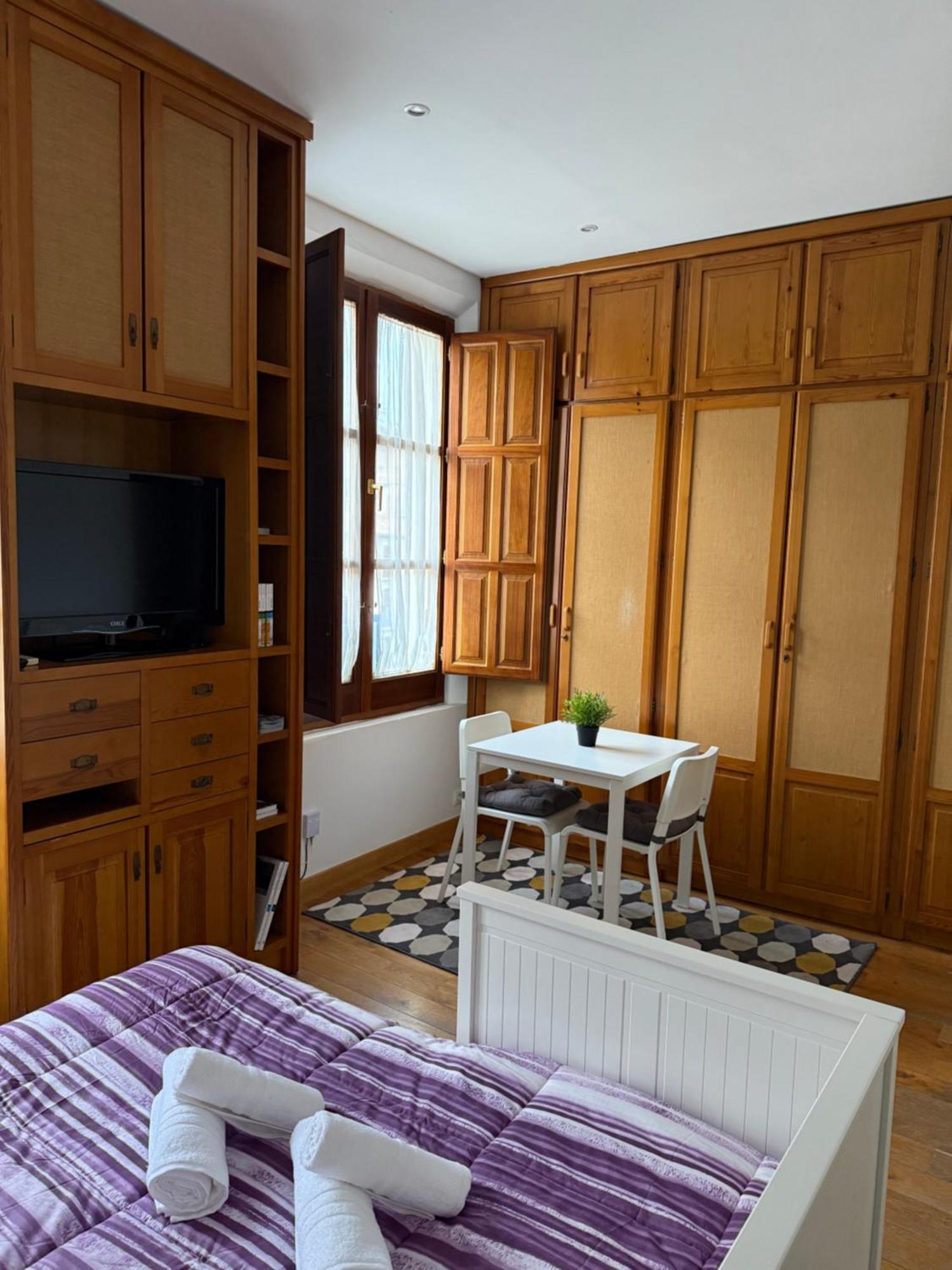Cozy Studio 6 Min To Alhambra-2 Min To Cathedral Walking Гранада Экстерьер фото